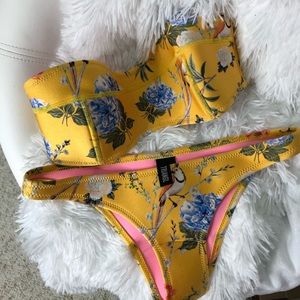 TRIANGL Bikini Set - NEW